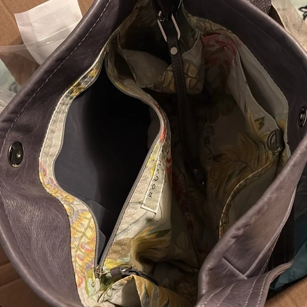 Elegant gray  rough and tumble Leather Shoulder Bag Hartley in concord - Picture 10 of 11
